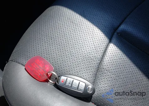 2013 Nissan Sentra Sl z USA, uszkodzony, nr VIN 3N1AB7AP1DL750876